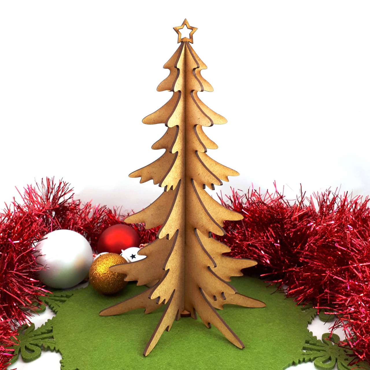 Ornament cu nume, HDF alb, 8×12,5 cm