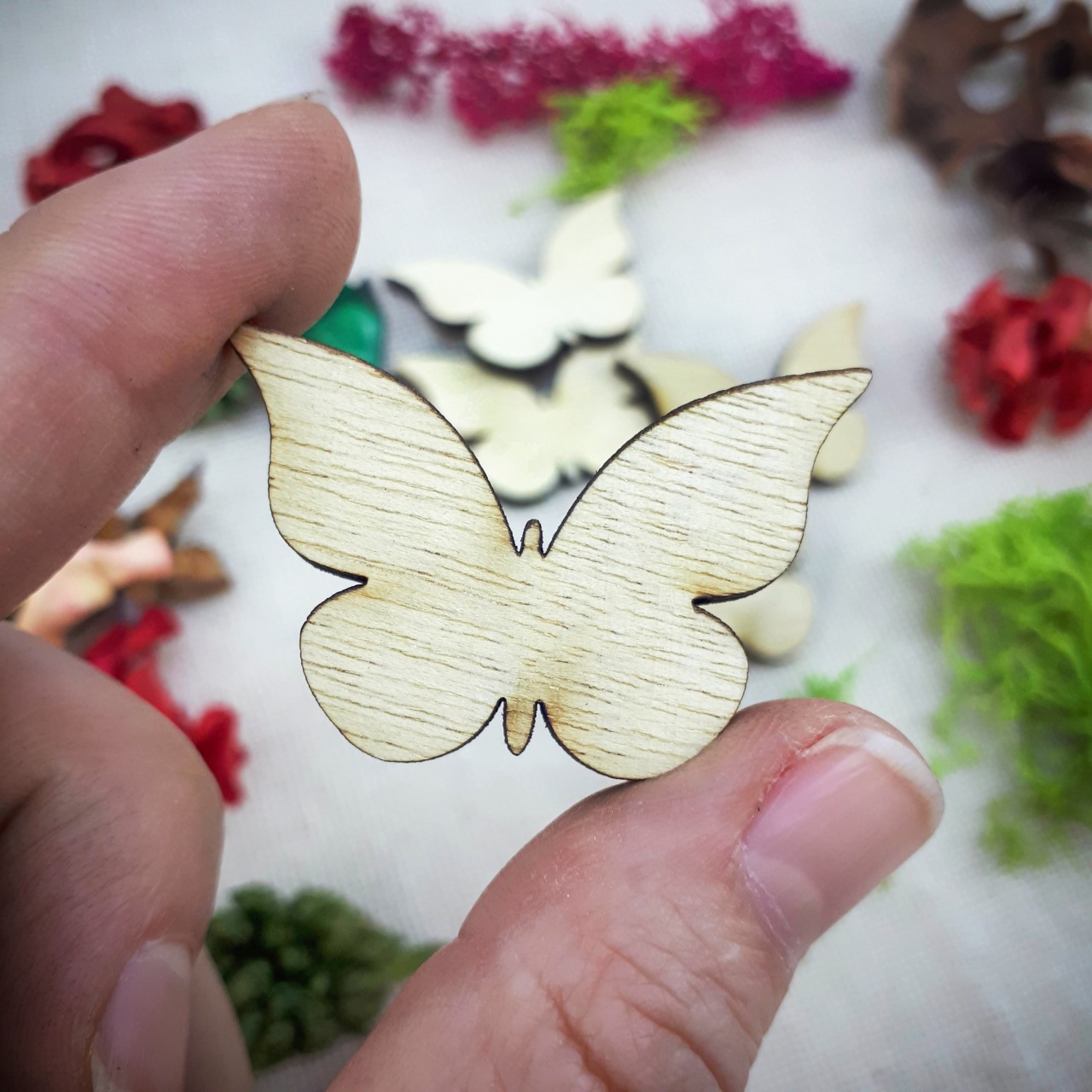 Fluture, placaj,  5×3,3 cm