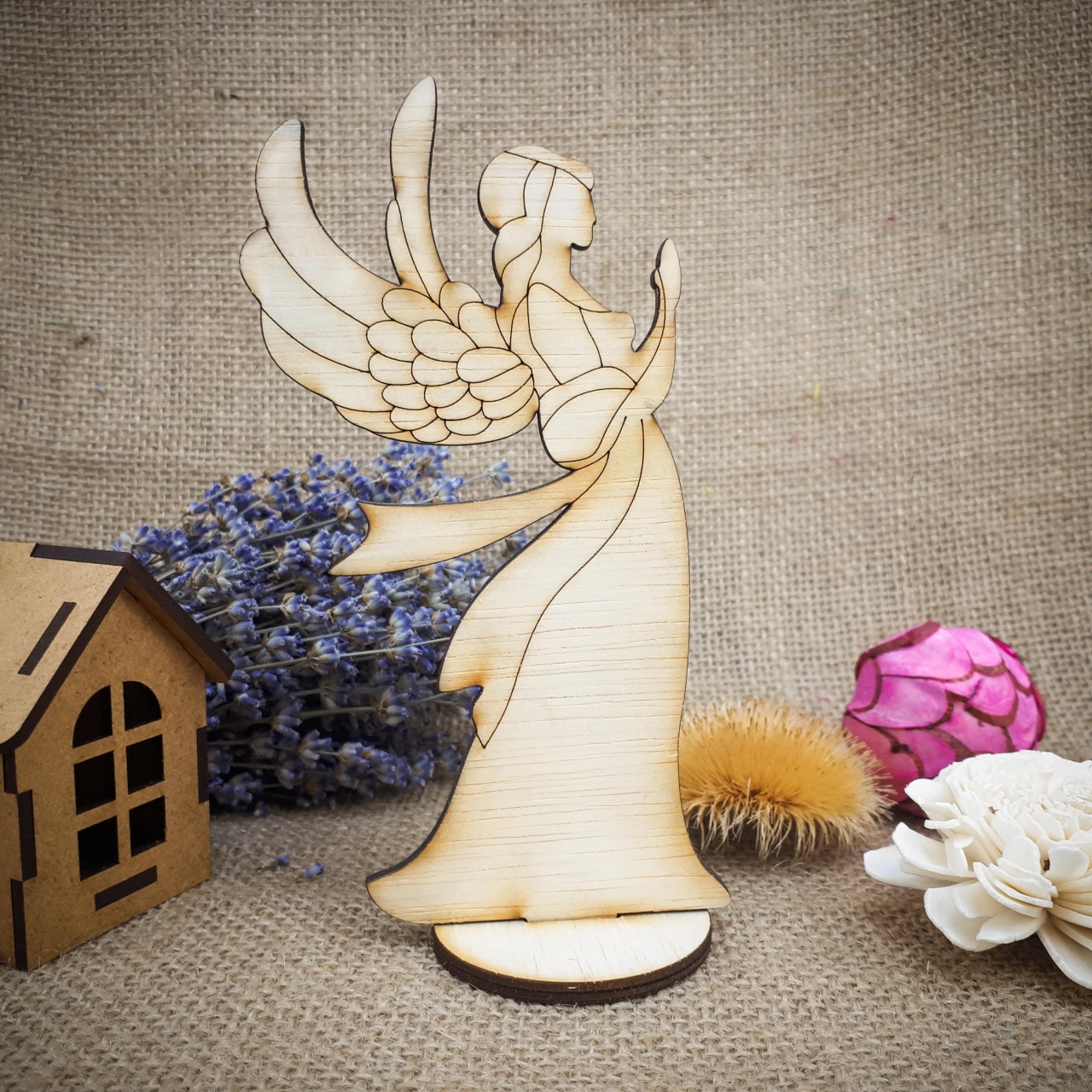 Ingerul miracolelor Micah cu postament, 6x10 cm, placaj
