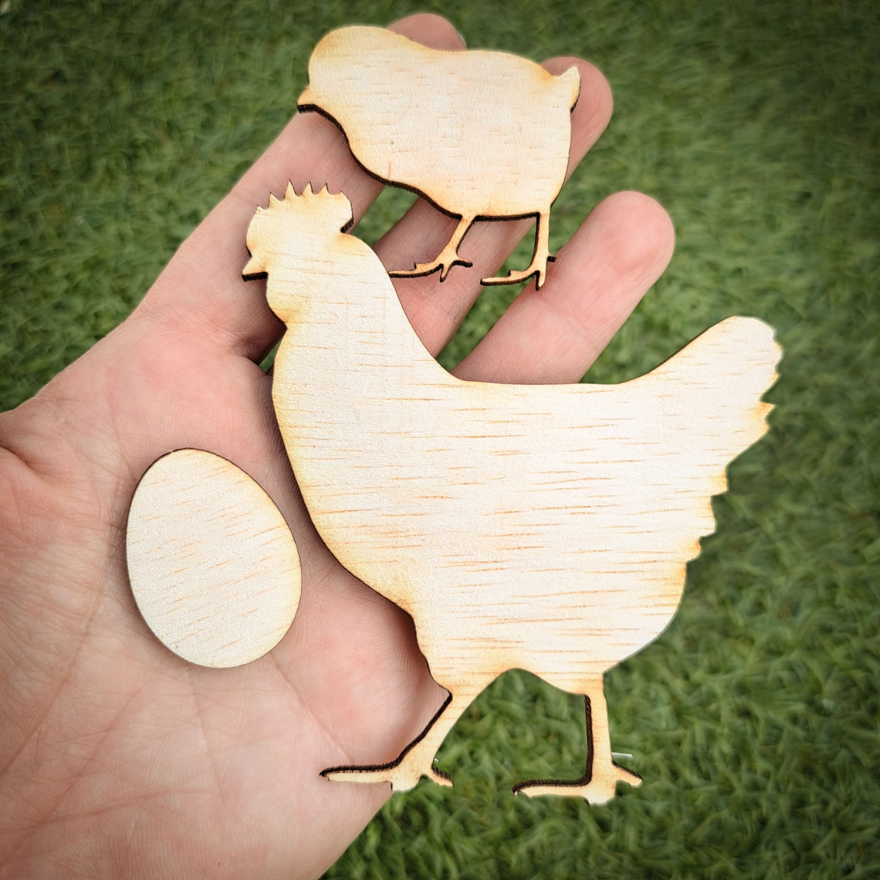 Porumbel în zbor, 5,8×6 cm, placaj lemn