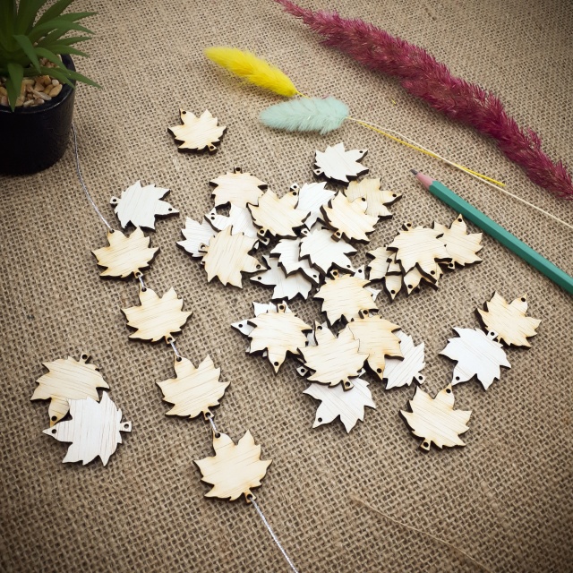 Frunzițe, 36 buc, 3,2 x 3,6 cm, placaj lemn natur
