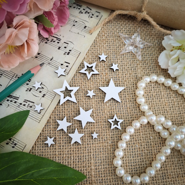 Set 12 steluțe, Ø 1-2,5 cm, HDF alb
