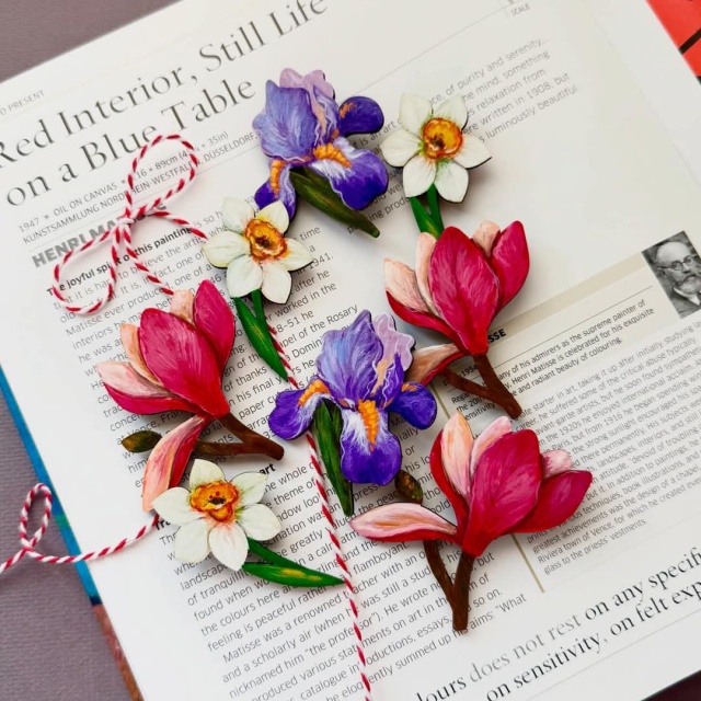 Iris, 3,7×4,5 cm, placaj :: 4,5 cm