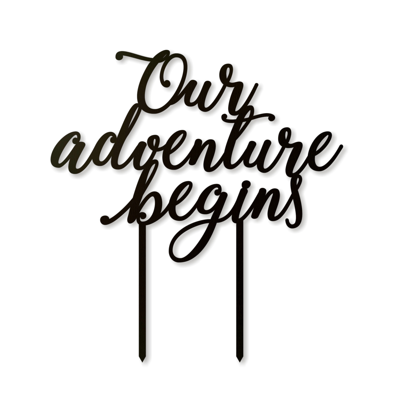 Topper Our adventure begins, 15×16 cm, HDF negru :: Lemn