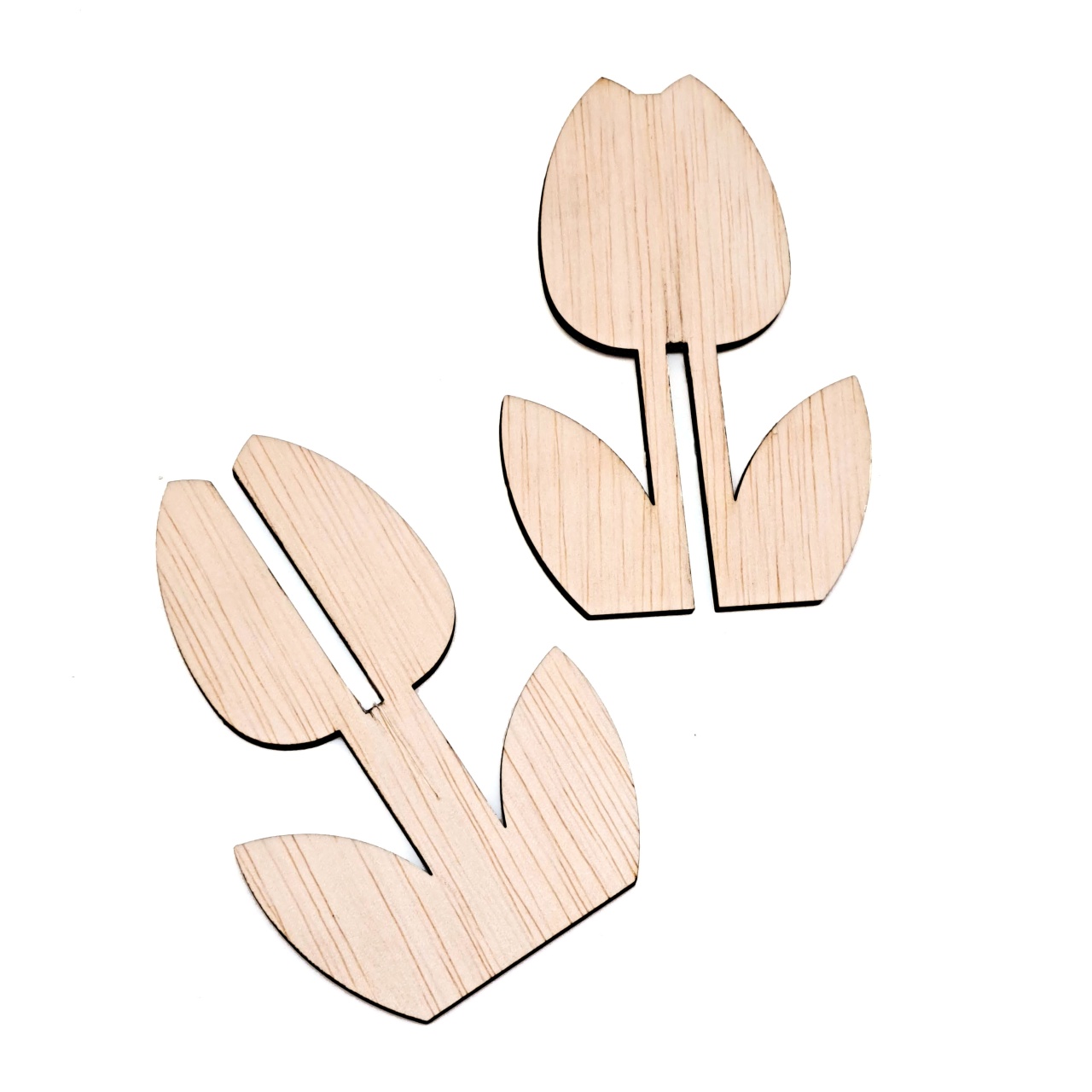 Lalea boboc cu 4 frunze 3d, 6,5×10 cm, placaj cu finisaj natural