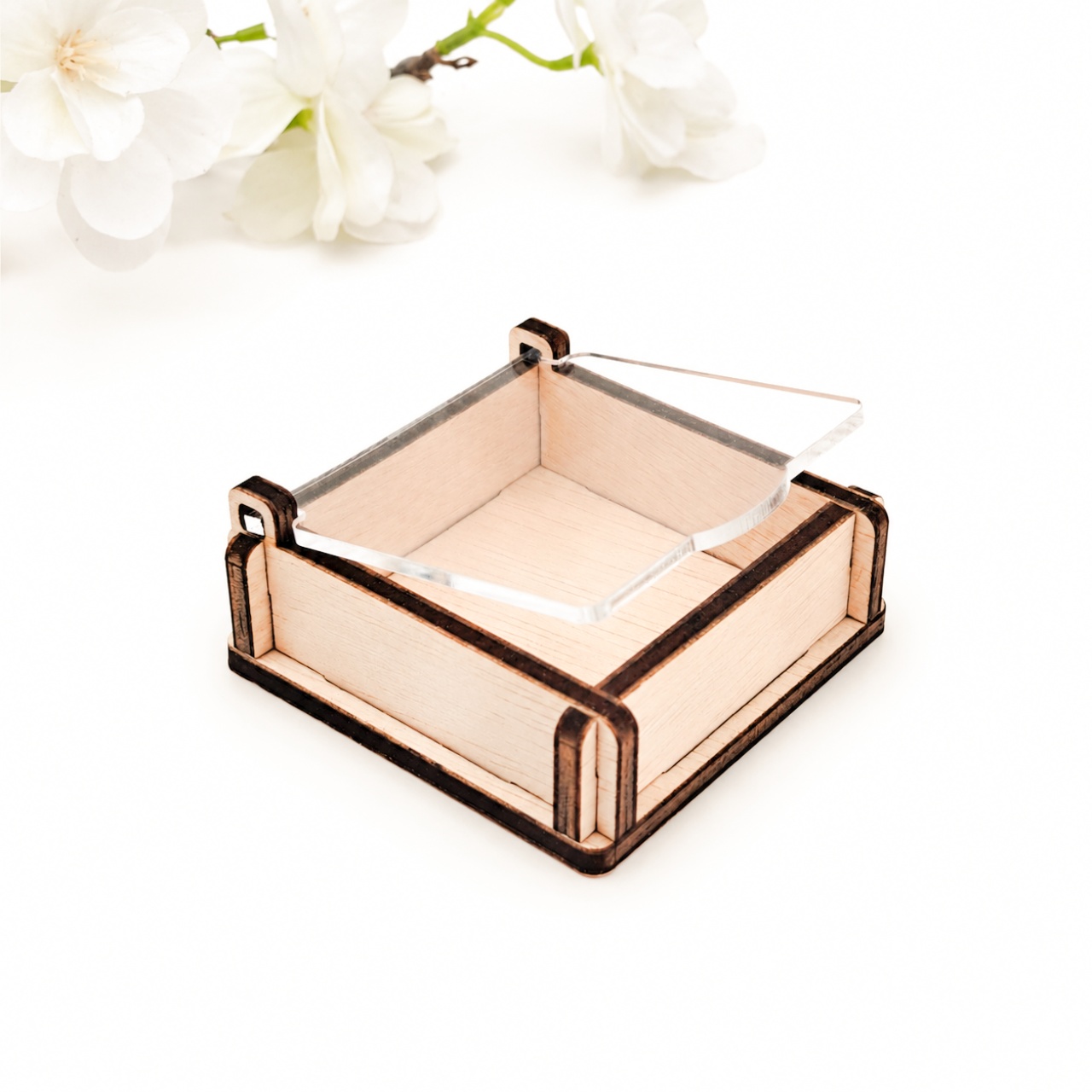 Cutiuță cu clapetă transparentă, 6×6×2,5 cm, placaj lemn